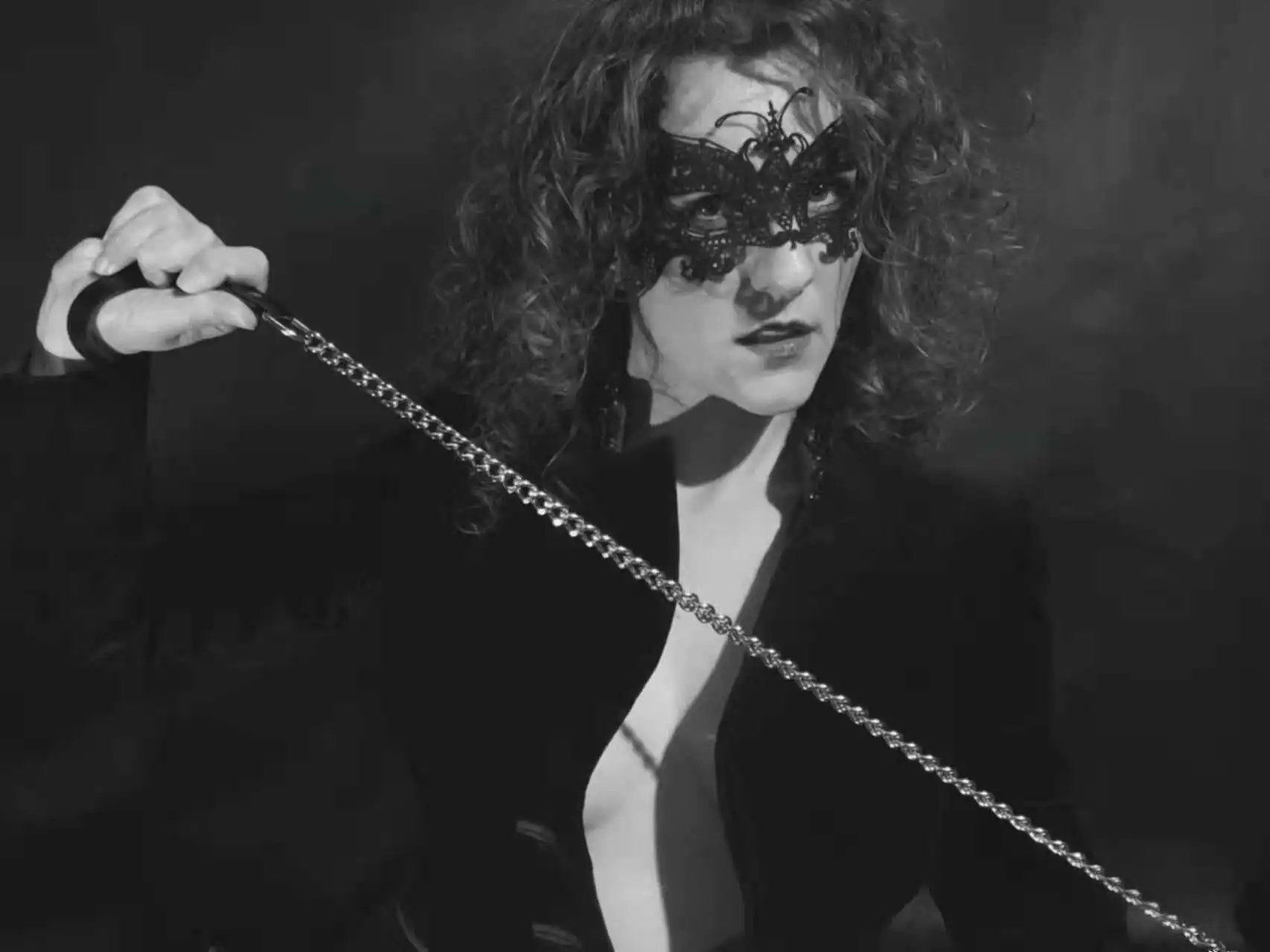 西檬之家-字母圈新人指南：解析恋足与BDSM核心术语
